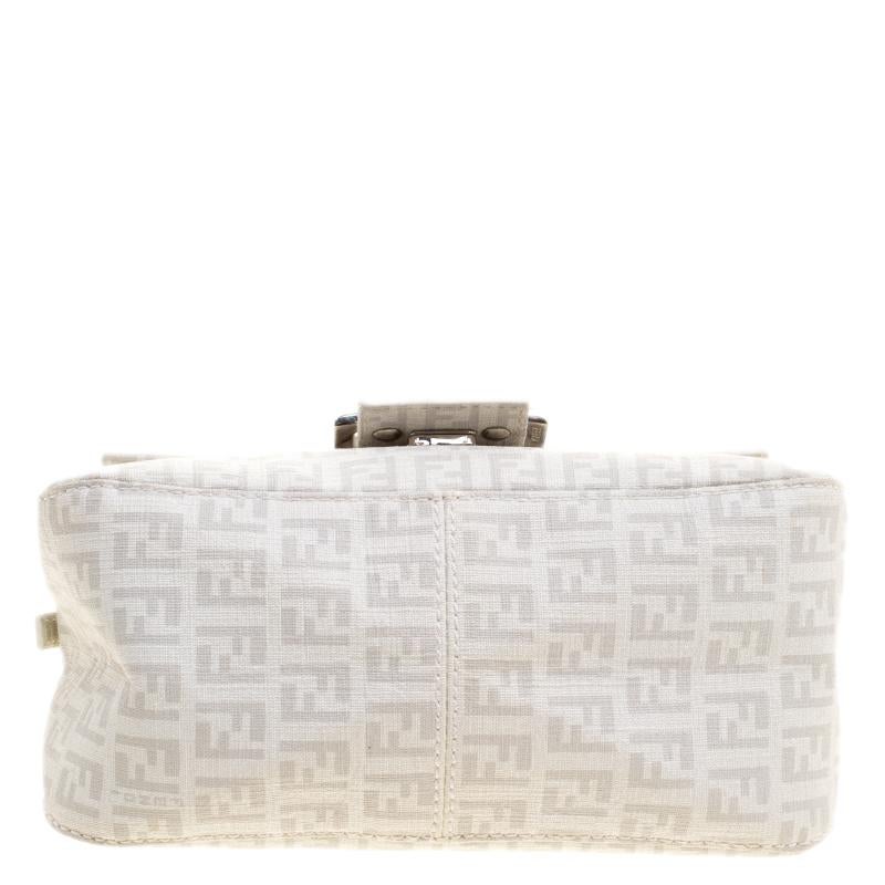 Fendi White Zucchino Coated Canvas Mama Forever Shoulder Bag In Excellent Condition In Dubai, Al Qouz 2