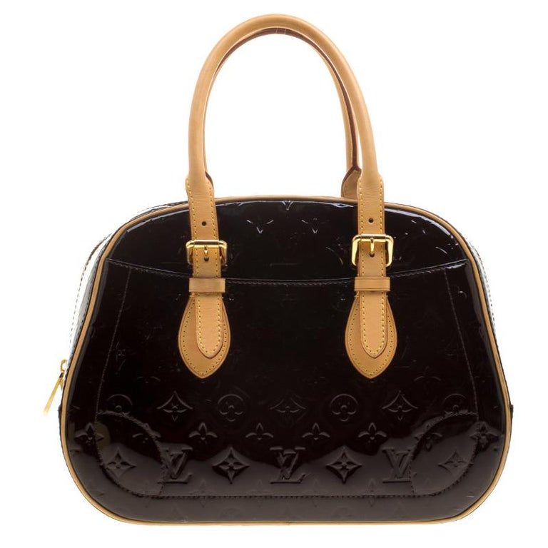 Louis Vuitton Amarante Monogram Vernis Brea MM Bag For Sale at 1stDibs