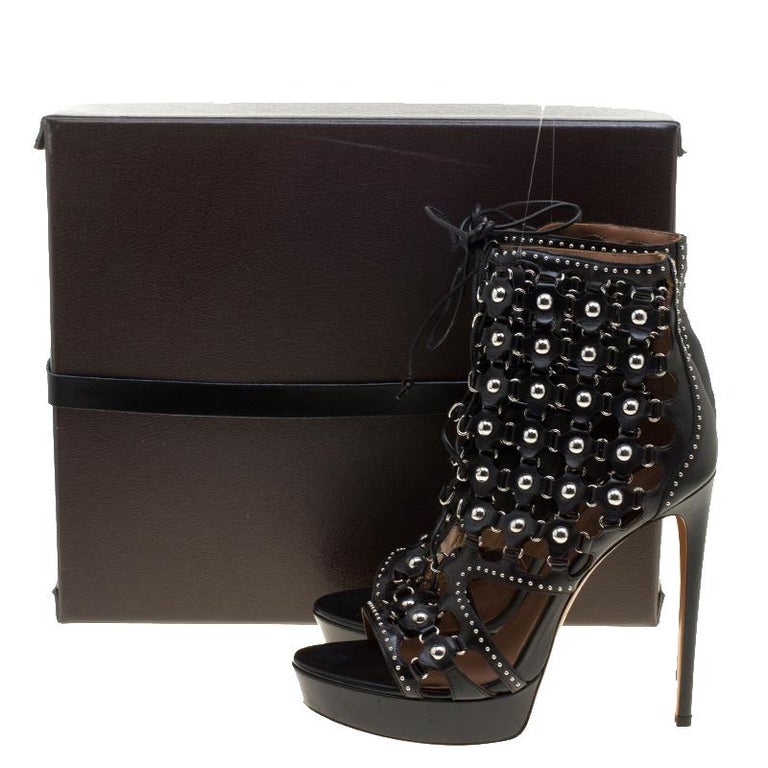 izamayeah platform bootie