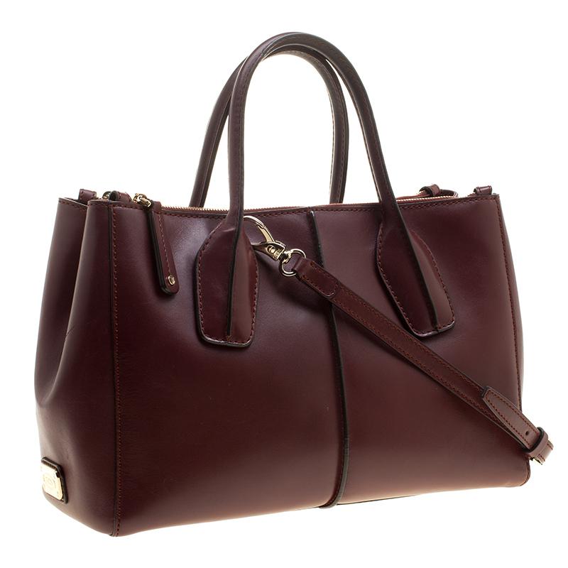 Tod's Burgundy Leather D-Styling Shopper Tote In Good Condition In Dubai, Al Qouz 2