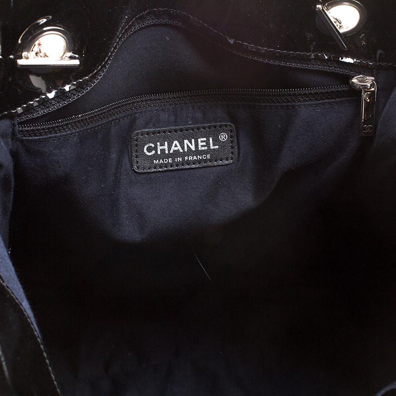 Women's Chanel Black Patent Leather Crystal CC Bon Bon Tote