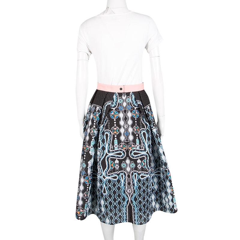 Wear this gorgeous skirt from Peter Pilotto with slingback sandals and a white off-shoulder top for a fashionable look. It has been tailored from quality fabrics and detailed with 3D waffle textures and prints all over.

Includes: The Luxury Closet