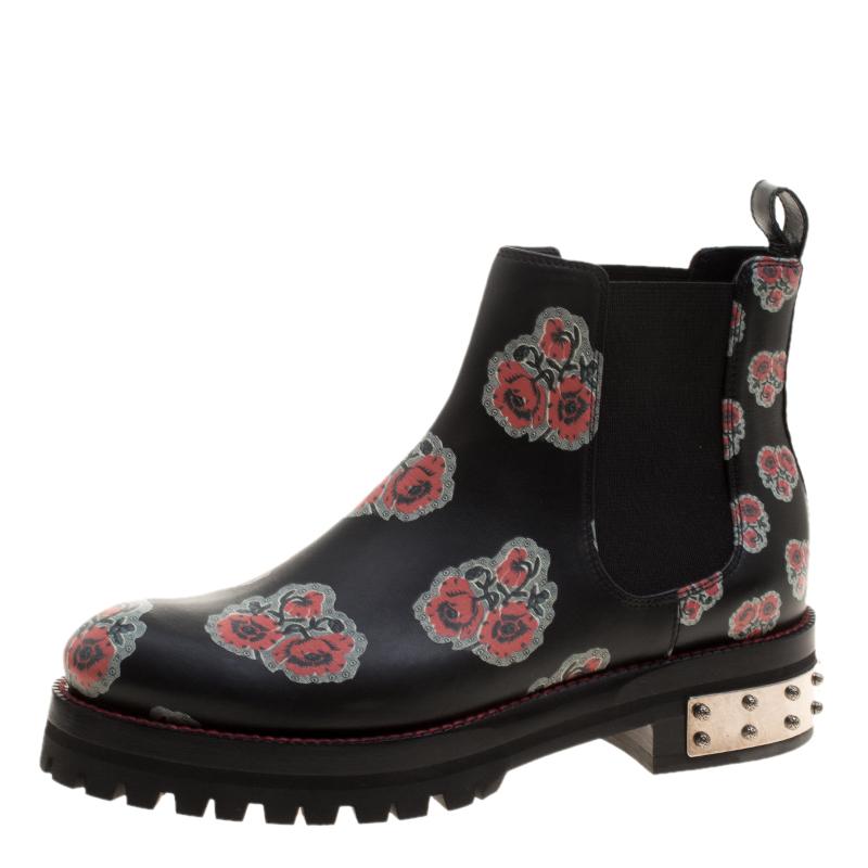 bare traps weaver bootie