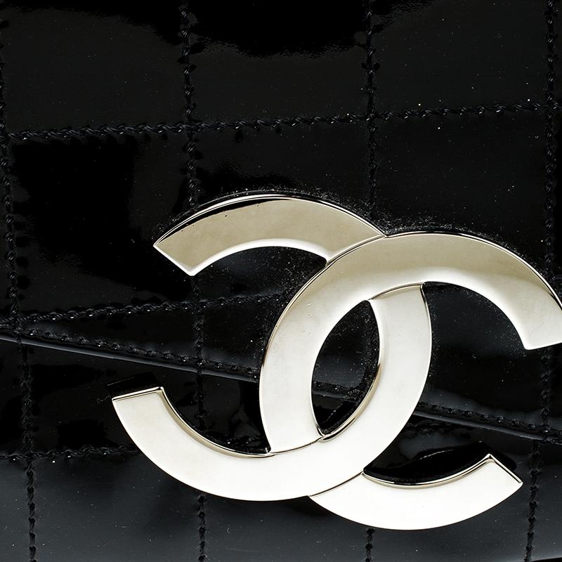 Chanel Black Chocolate Bar Patent Leather CC Logo Chain Clutch 7