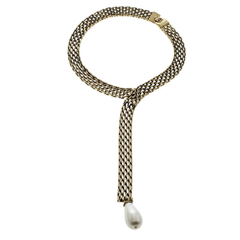 Contemporary Chanel Faux Pearl Gold Tone Chain Collar Necklace