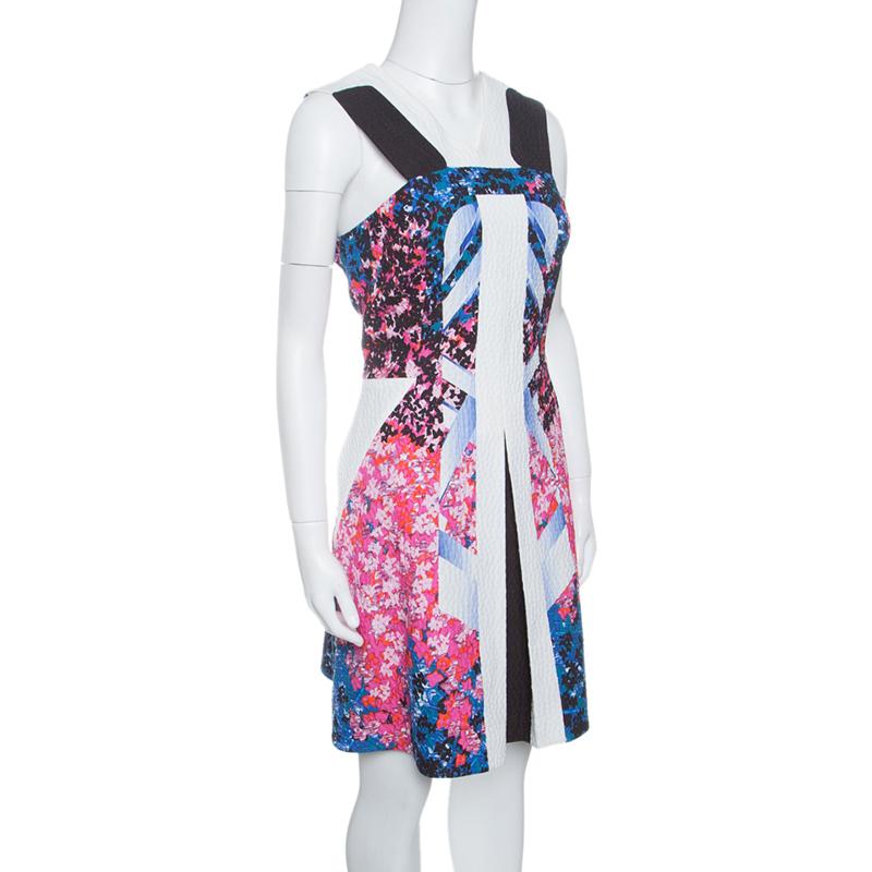 Beautifully printed with florals, this Kristen dress from the house of Peter Pilotto features an attractive design with inverted pleat detail making it a must-have piece in your closet. Enter in high style, dressed in this chic multicoloured piece.