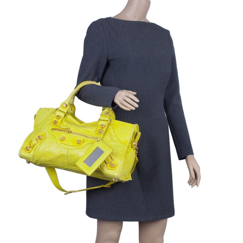 Balenciaga Yellow Lambskin Leather Giant 21 Gold City Bag In Good Condition In Dubai, Al Qouz 2