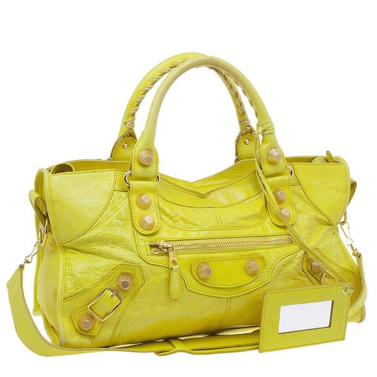 small purses near me
