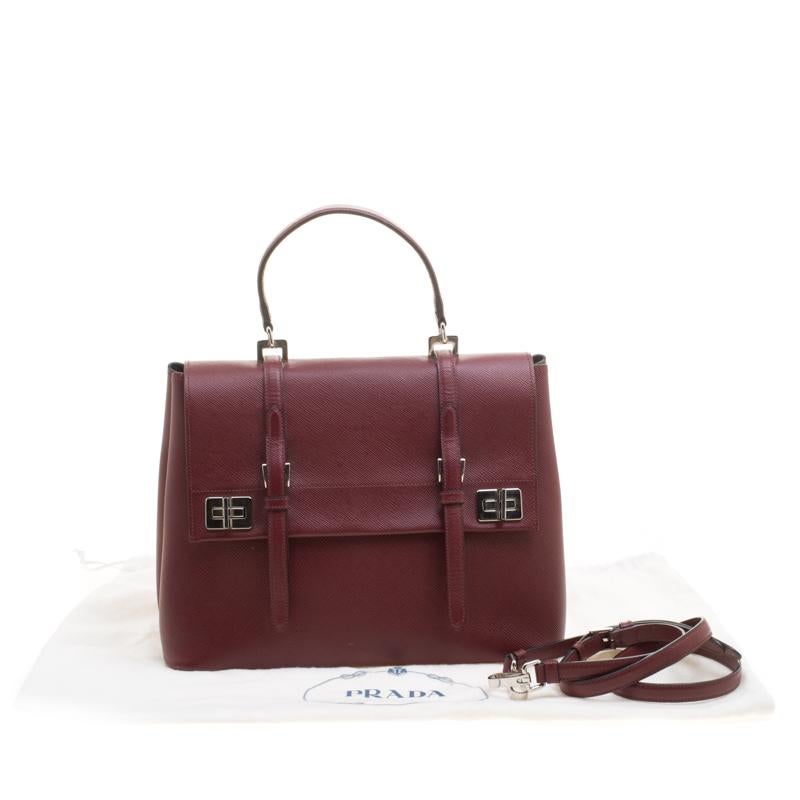 Prada Burgundy Saffiano Lux Leather Top Handle Bag In Good Condition In Dubai, Al Qouz 2