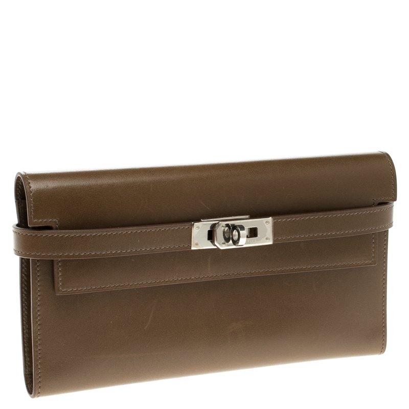 Hermes Olive Barenia Box Calf Leather Long Kelly Wallet In Good Condition In Dubai, Al Qouz 2