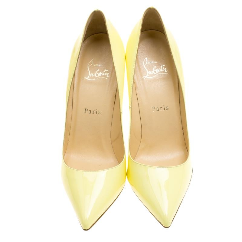 Dazzle everyone with these Louboutins by owning them today. Crafted from patent leather, these yellow Pigalle pumps carry a mesmerizing shape with pointed toes and 10.5 cm heels. Complete with the signature red soles, this pair truly embodies the