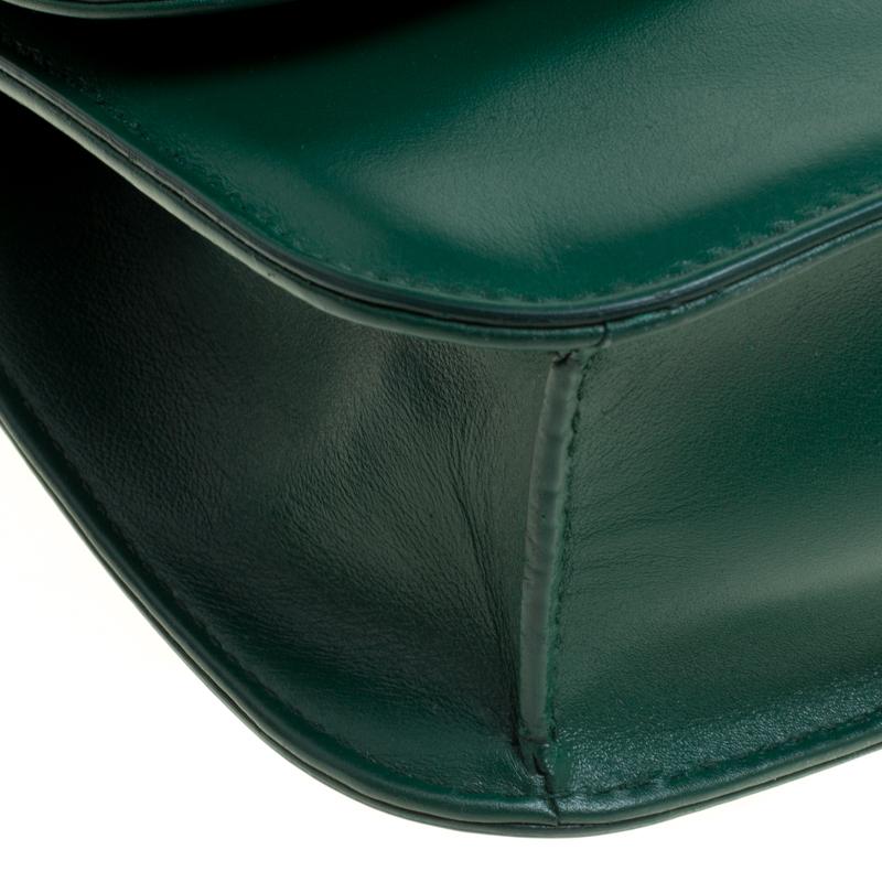 Valentino Green Leather Rockstud Medium Glam Lock Flap Bag In Good Condition In Dubai, Al Qouz 2