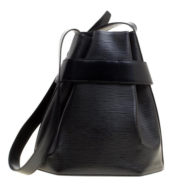 Louis Vuitton Black Epi Leather Sac D&#39;epaule PM Bag For Sale at 1stdibs