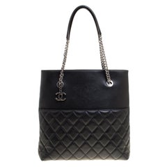 Chanel Black/Blue Quilted Leather CC Chain Tote