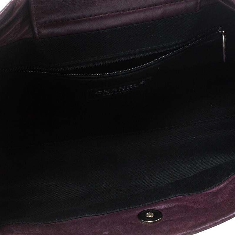 Chanel Purple Leather LAX Accordion Camera Shoulder Bag In Good Condition In Dubai, Al Qouz 2