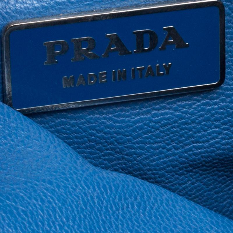 Prada Pale Blue/Beige Leather Tassel Shoulder Bag In Good Condition In Dubai, Al Qouz 2