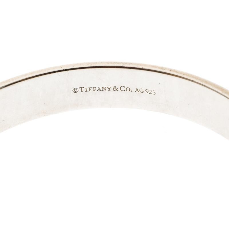 Tiffany & Co. Tiffany Locks Diamond & Silver Bangle Bracelet 18cm In Good Condition In Dubai, Al Qouz 2