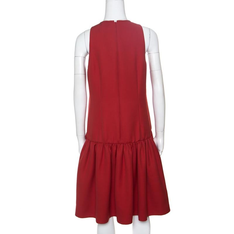 Alexander McQueen Red Pleat Detail Scuba Babydoll Dress S In New Condition In Dubai, Al Qouz 2