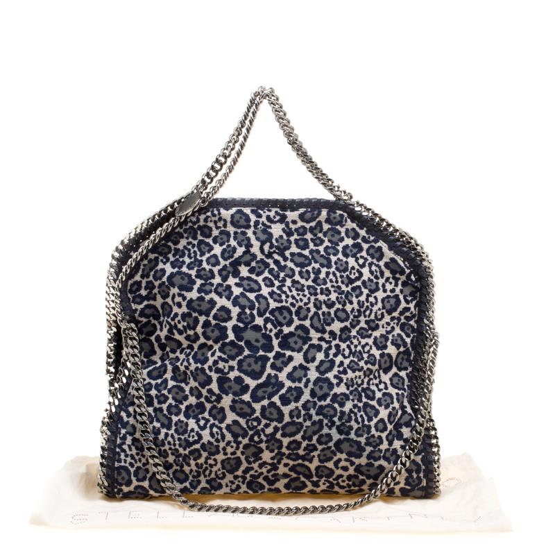 This Falabella tote from Stella McCartney will make the dream of countless women come true. Crafted from multicolour animal print embroidered canvas, it is durable and stylish. While the chain detailing elevates its beauty, the fabric-lined interior
