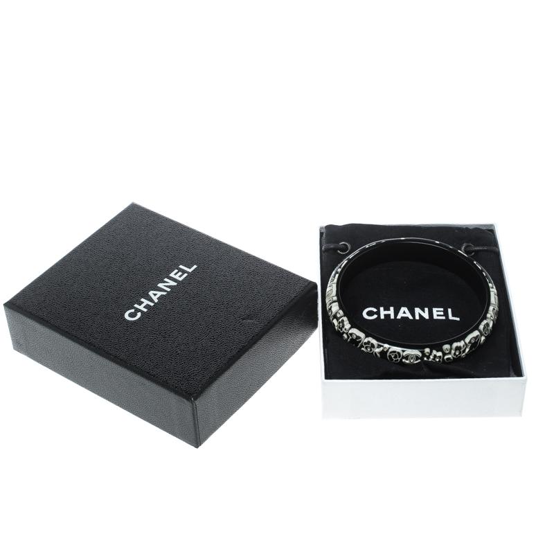 Chanel CC Black Crystal Embellished Resin Floral Bangle Bracelet 2