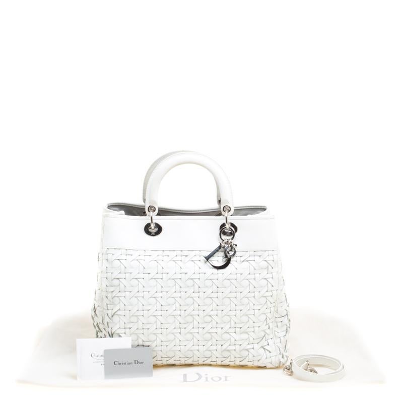 Dior White Woven Leather Lady Dior Avenue Tote In Good Condition In Dubai, Al Qouz 2