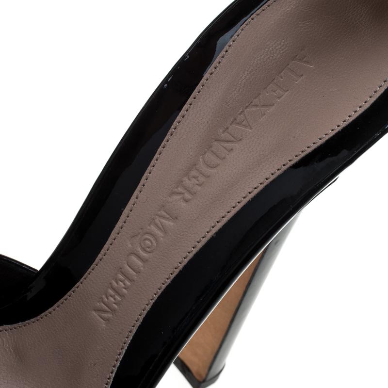 Alexander McQueen Black Lace Peep Toe Ankle Strap Sandals Size 40 4