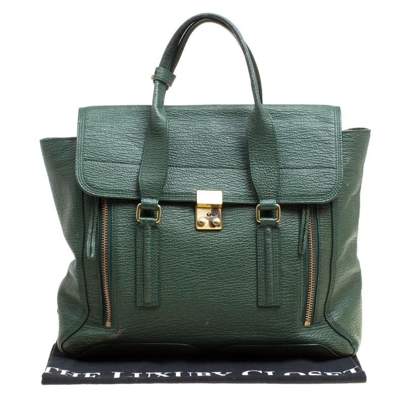 3.1 Phillip Lim Green Leather Large Pashli Top Handle Bag In Good Condition In Dubai, Al Qouz 2