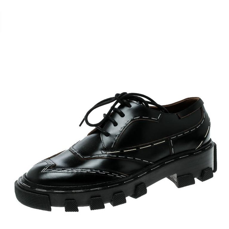 Balenciaga Black Leather Topstitch Platform Derby Size 36 at 1stDibs | balenciaga  topstitch boots, balenciaga studded leather derby flat, balenciaga tractor  derby
