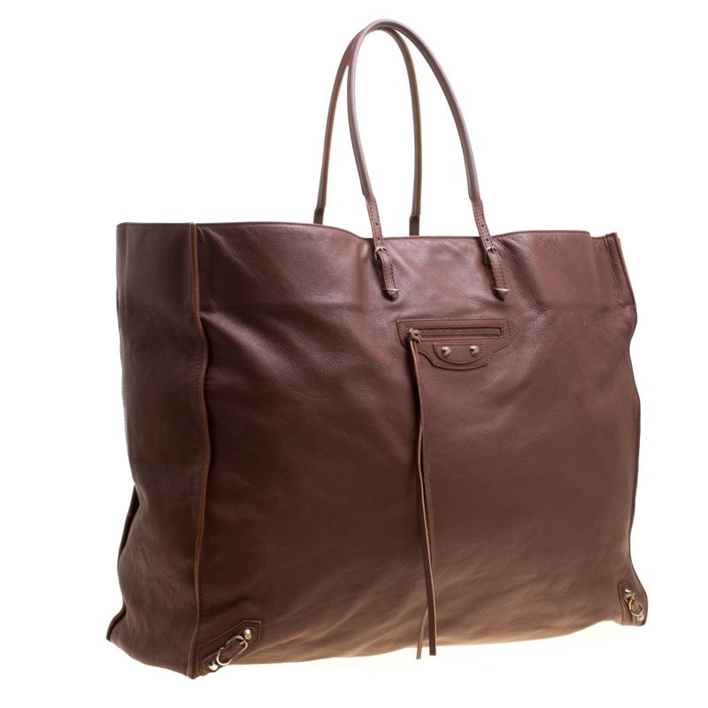 Balenciaga Brown Leather Papier A3 Tote In Good Condition In Dubai, Al Qouz 2