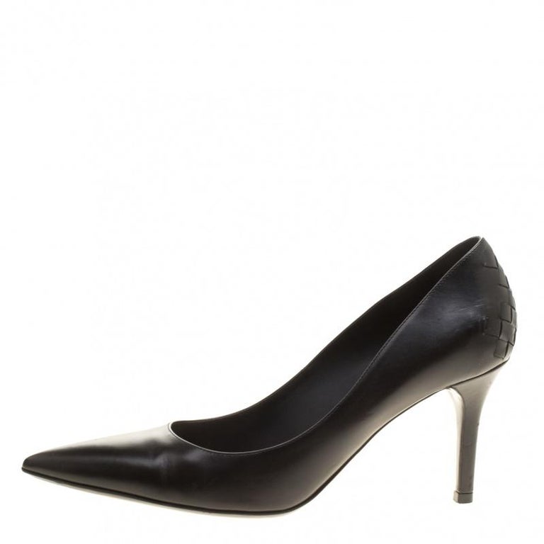 Bottega Veneta Black Leather Intrecciato Detail Pointed Toe Pumps Size ...