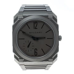 Bvlgari Montre-bracelet pour homme Octo Finissimo BGO40TXT en titane gris 40 mm