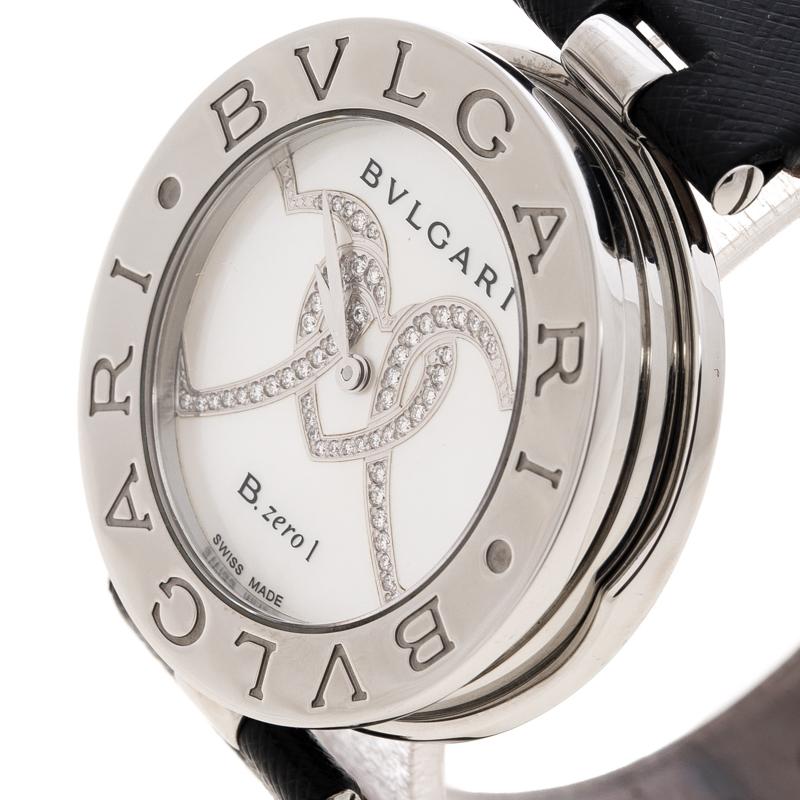 Exhibit this well-crafted timepiece from Bvlgari on your wrist and be ready to receive compliments. Swiss made, it is held by a bracelet made from luxurious black leather. The B.Zero1 watch follows a quartz movement and has a stainless steel case