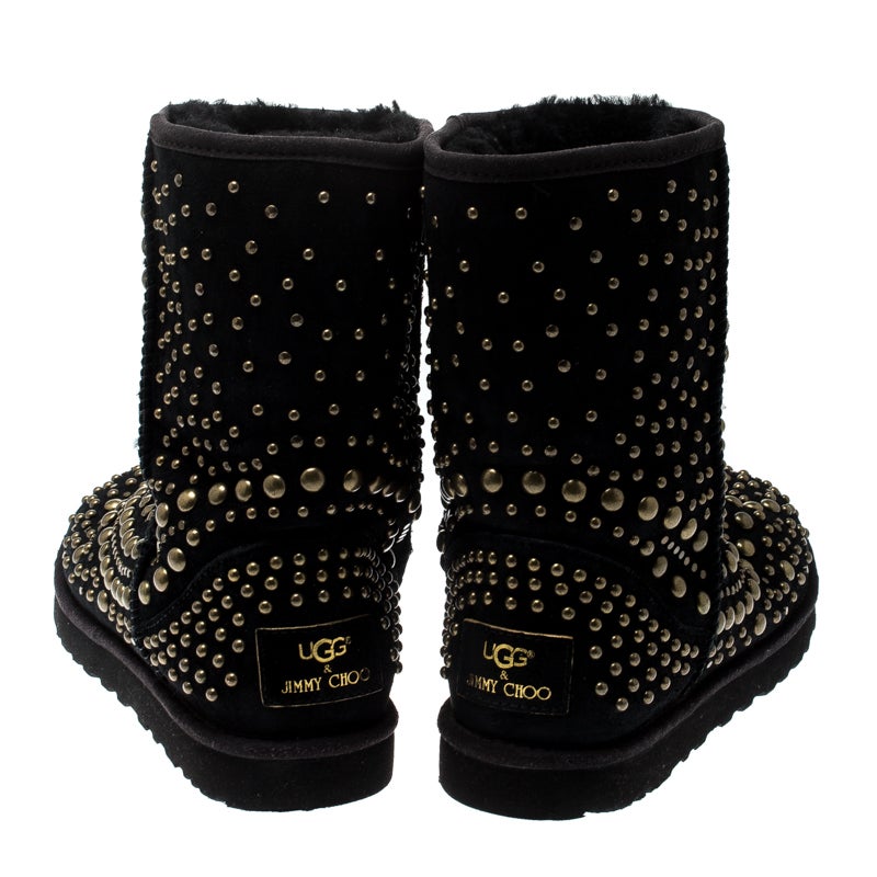 Jimmy Choo X Uggs Black Studded Suede Mandah Boots Size 40 For Sale At 1stdibs Jimmy choo boots | a nice pair of designer boots or designer shoes can turn an outfit from ordinary to extraordinary but the problem for most is the cost. jimmy choo x uggs black studded suede mandah boots size 40