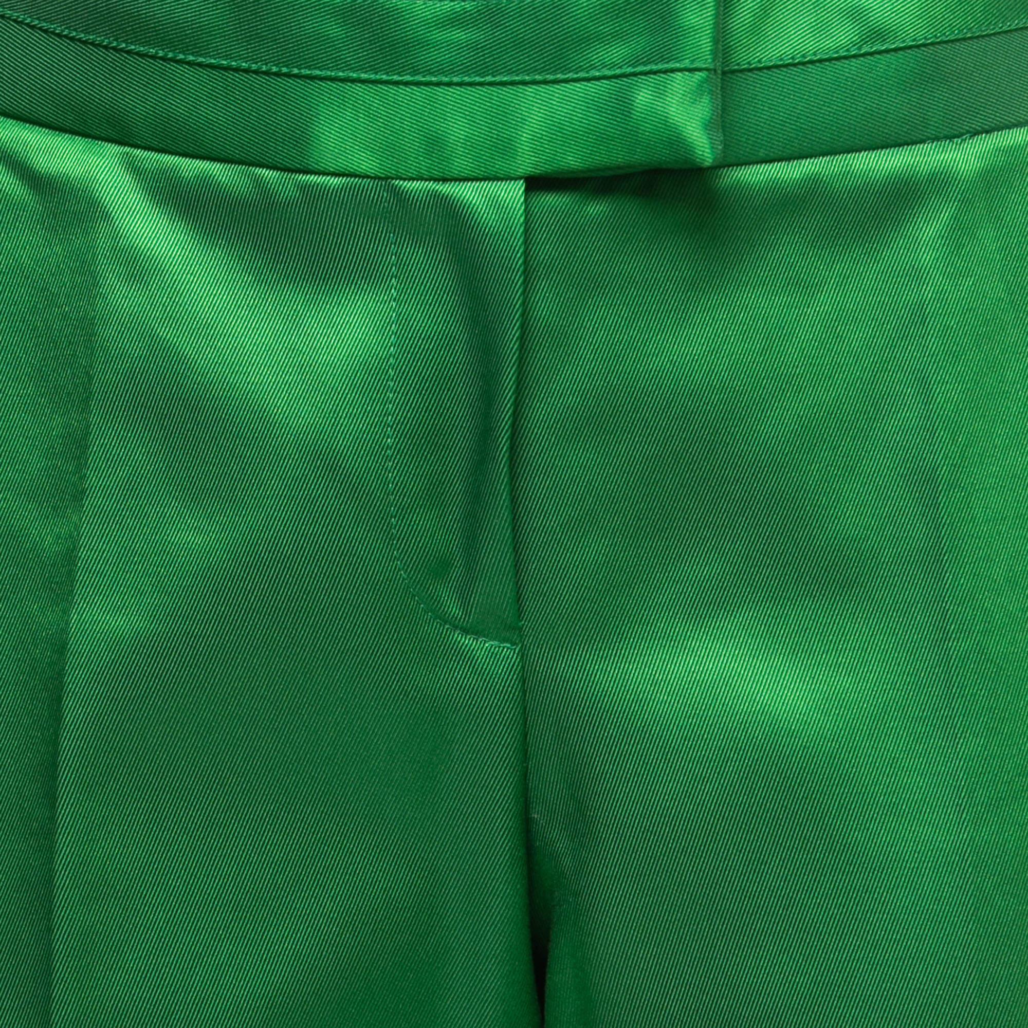 Christian Dior Grüner Twill mit Knopfleiste Gekürzte Hose Damen im Angebot