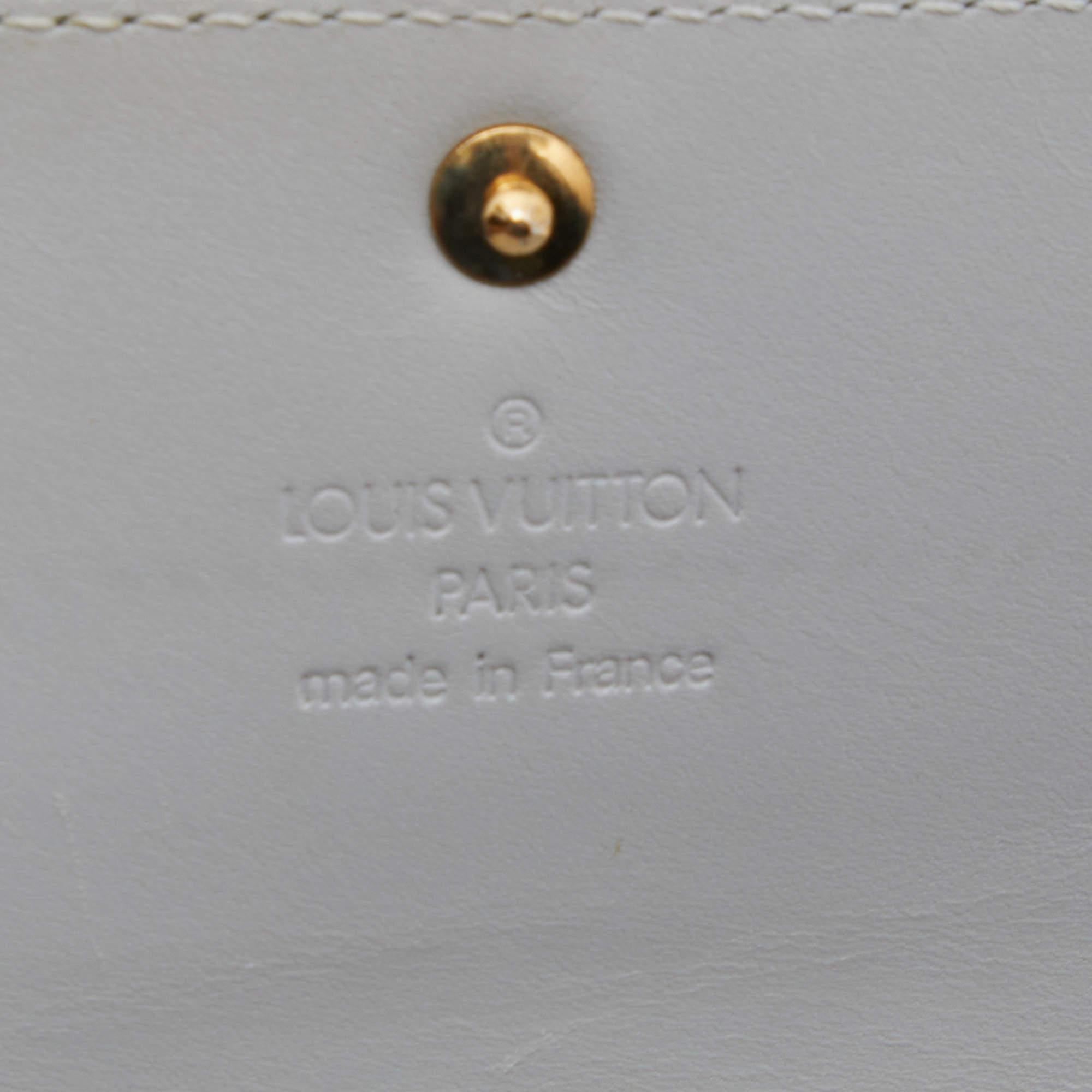 Portafoglio Louis Vuitton Silver Monogram Vernis Sarah In condizioni discrete in vendita a Dubai, Al Qouz 2