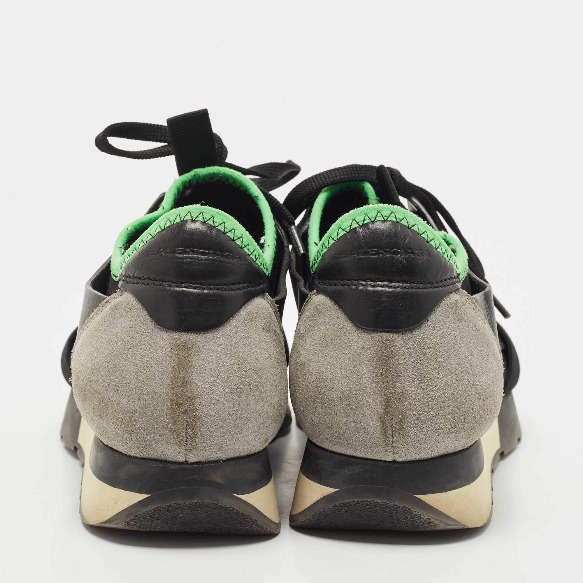 Balenciaga Tri Color Leather and Mesh Race Runner Sneakers Size 36 Pour femmes en vente