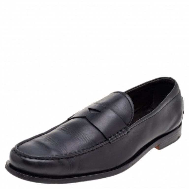 Mocassini Tod's in pelle nera taglia 42,5 in vendita 2