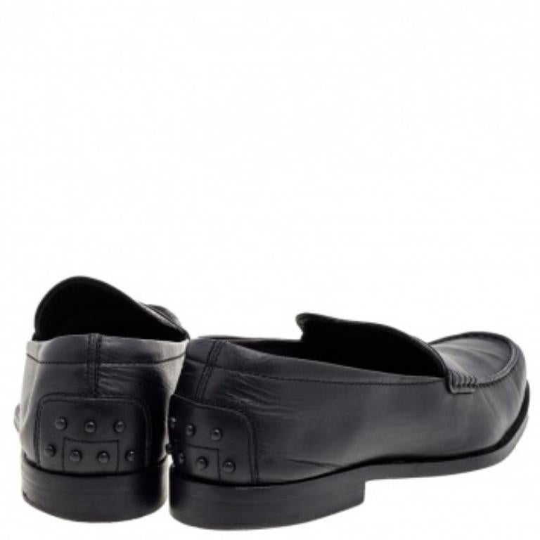 Mocassini Tod's in pelle nera taglia 42,5 in vendita 3