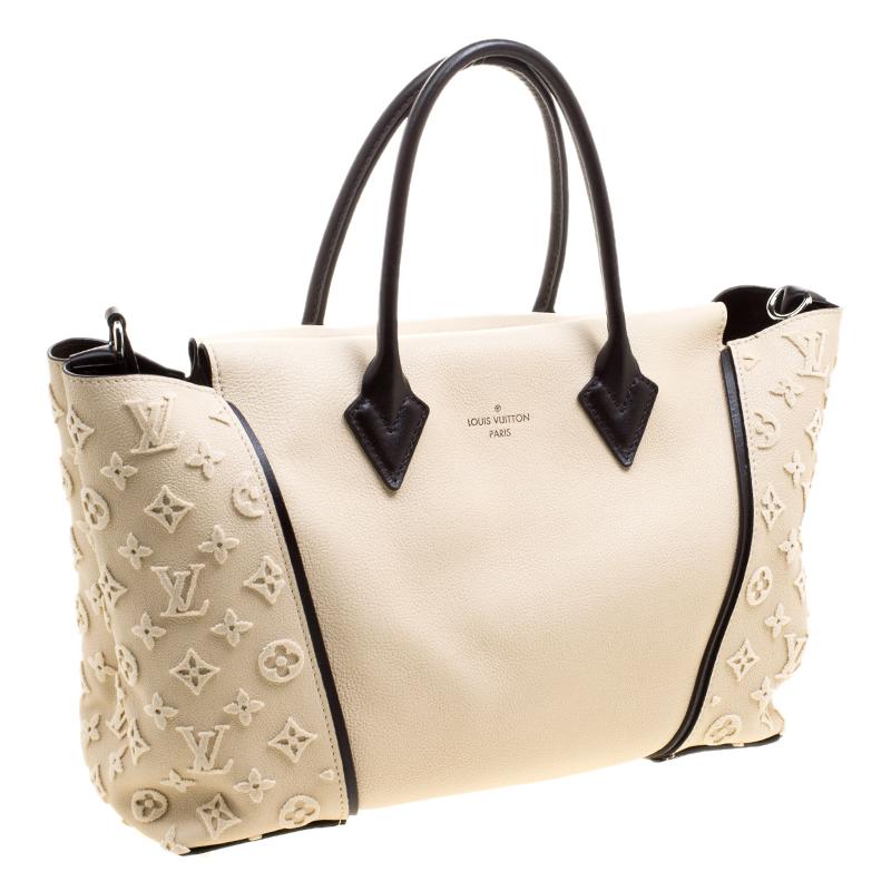 Louis Vuitton Beige Monogram Leather Cachemire W PM Bag In Excellent Condition In Dubai, Al Qouz 2