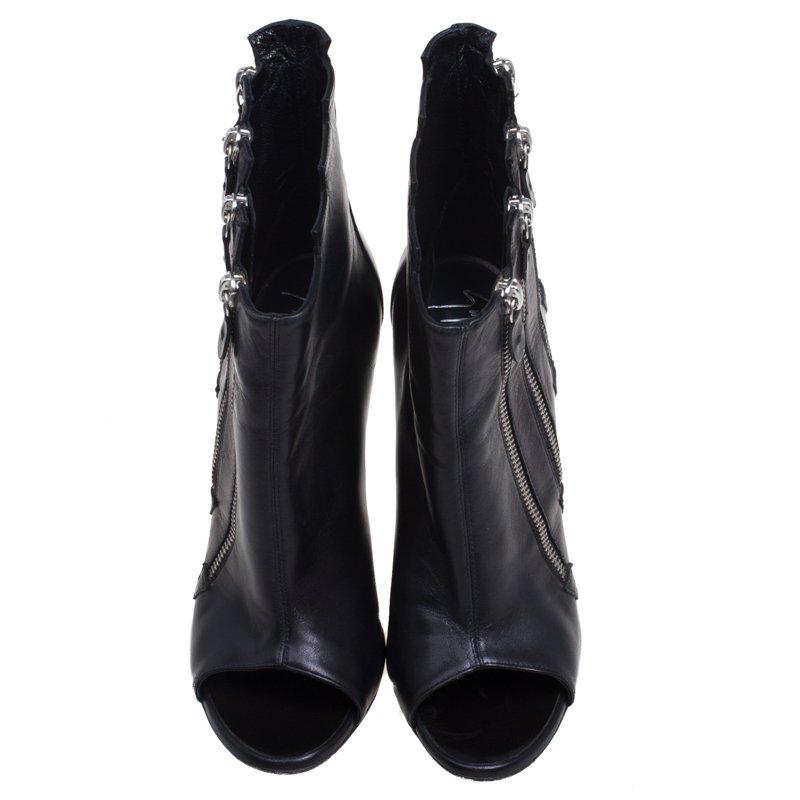 Giuseppe Zanotti Black Leather Multi Zip Ankle Boots Size 38.5 In Good Condition In Dubai, Al Qouz 2