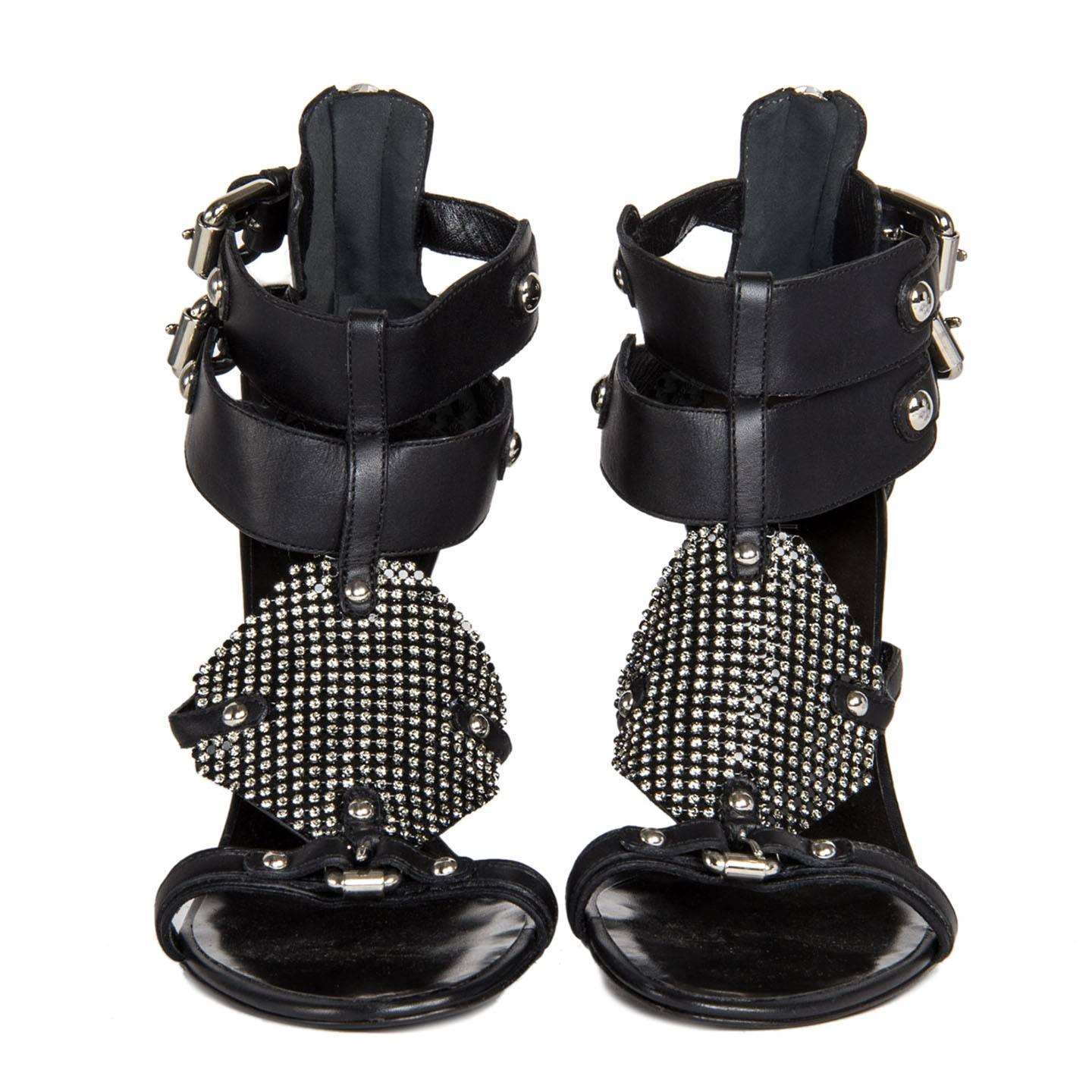 Balmain Black & Rhinestoned Sandals In New Condition For Sale In Brooklyn, NY