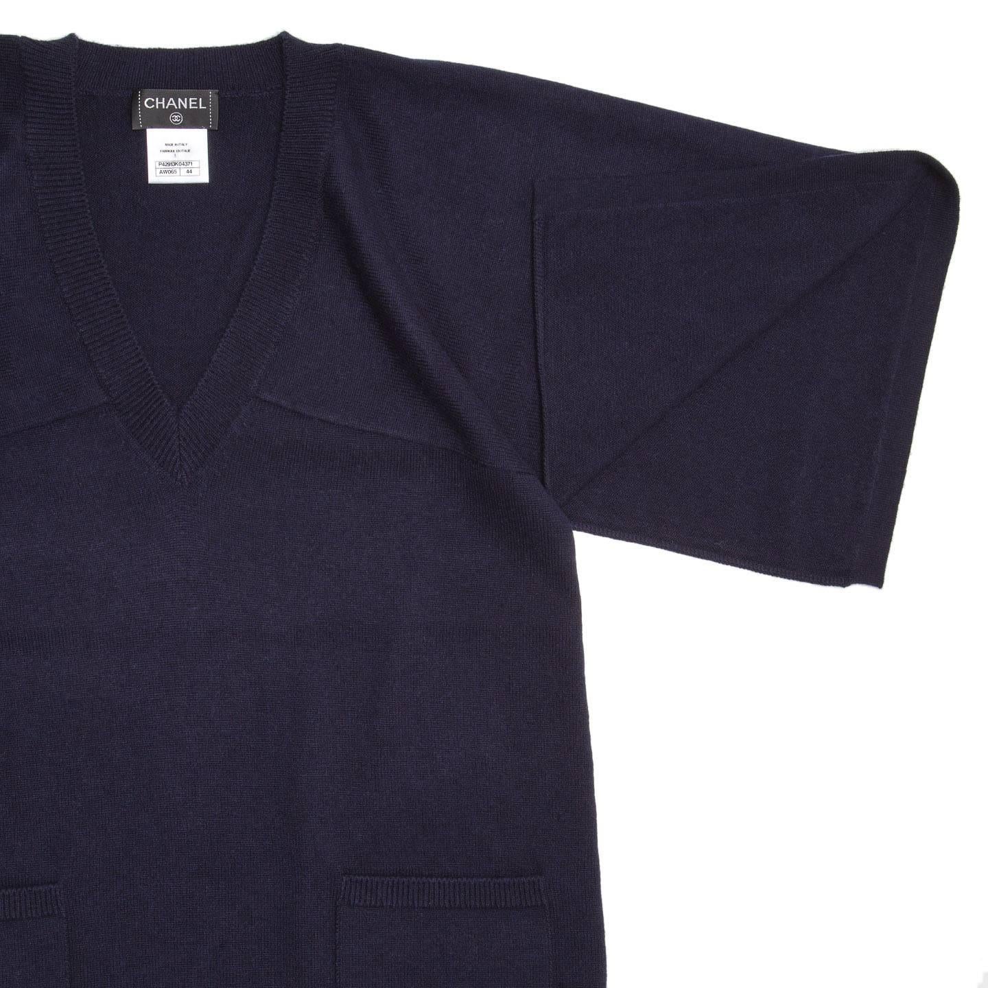 Chanel Navy Cashmere Short Kimono Style Sleeved Sweater In New Condition For Sale In Brooklyn, NY