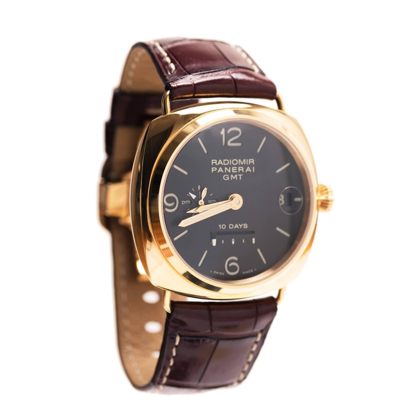 Officine Panerai Special Series Rose Gold Watch In New Condition In Brooklyn, NY
