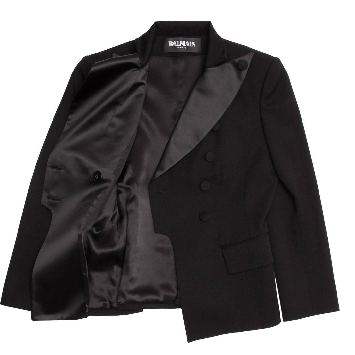 Balmain Black Wool Tuxedo Jacket In Excellent Condition For Sale In Brooklyn, NY