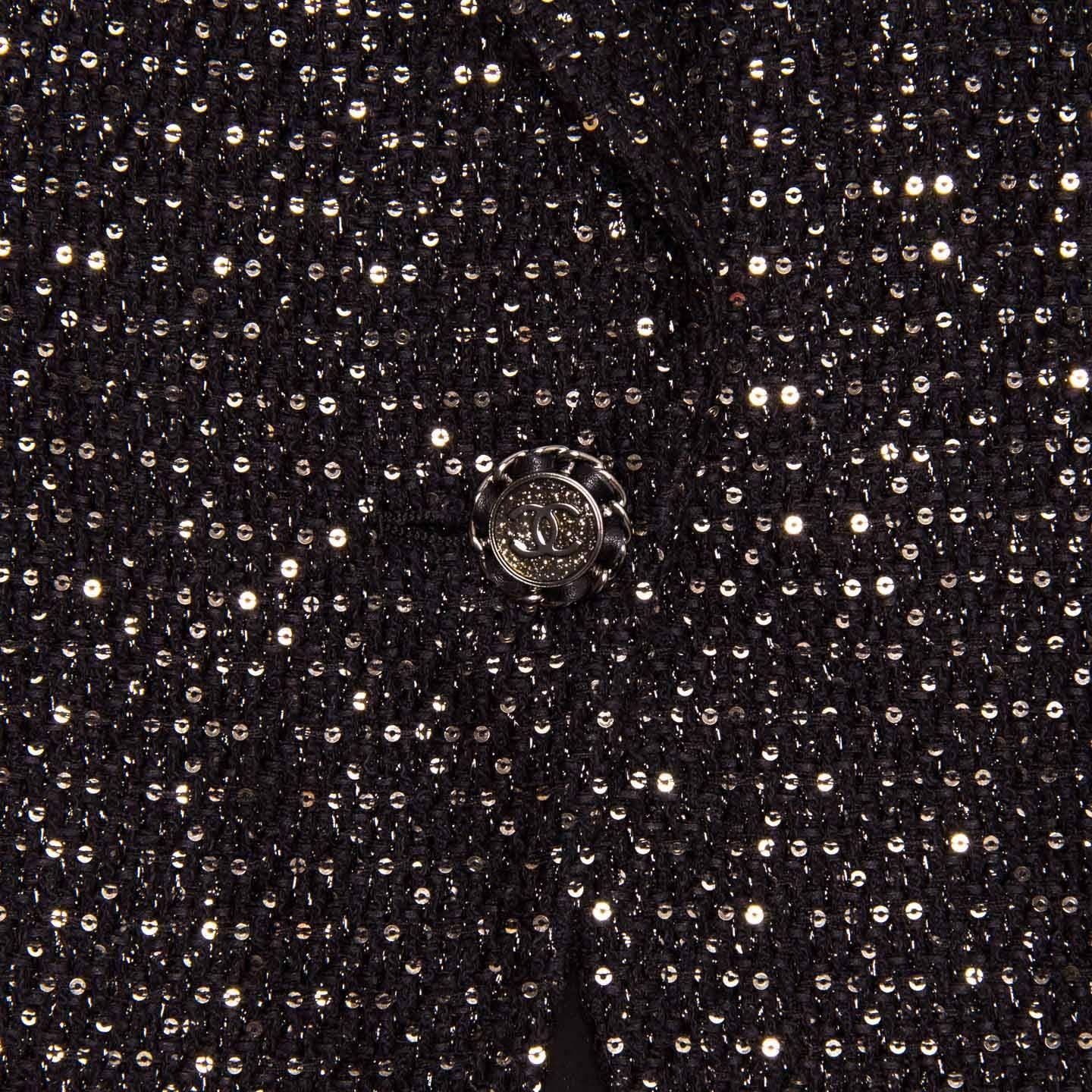 Chanel Black & Gold Sequined Tailored Blazer For Sale 1