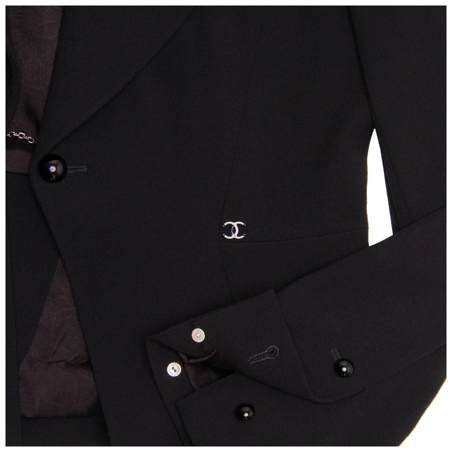 Chanel Black Wool Short Blazer with Peplum Detail 2