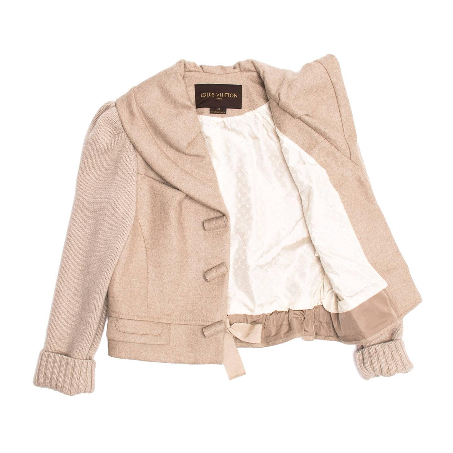 Beige Louis Vuitton Ecru Cashmere Cropped jacket For Sale