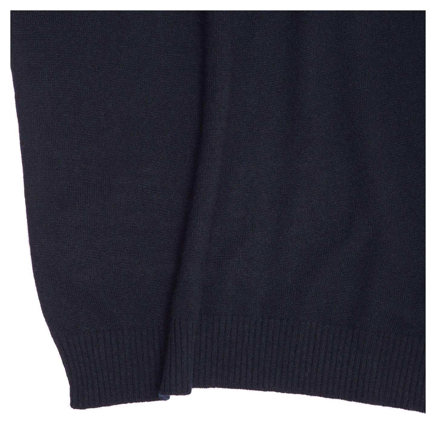 Chanel Navy Cashmere Short Sleeve Sweater In Excellent Condition For Sale In Brooklyn, NY