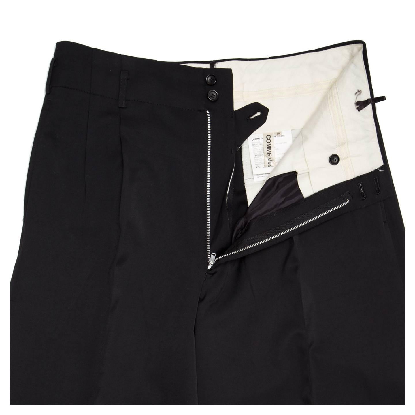 Women's Comme des Garçons Black Pleated Wide Legged Pants For Sale