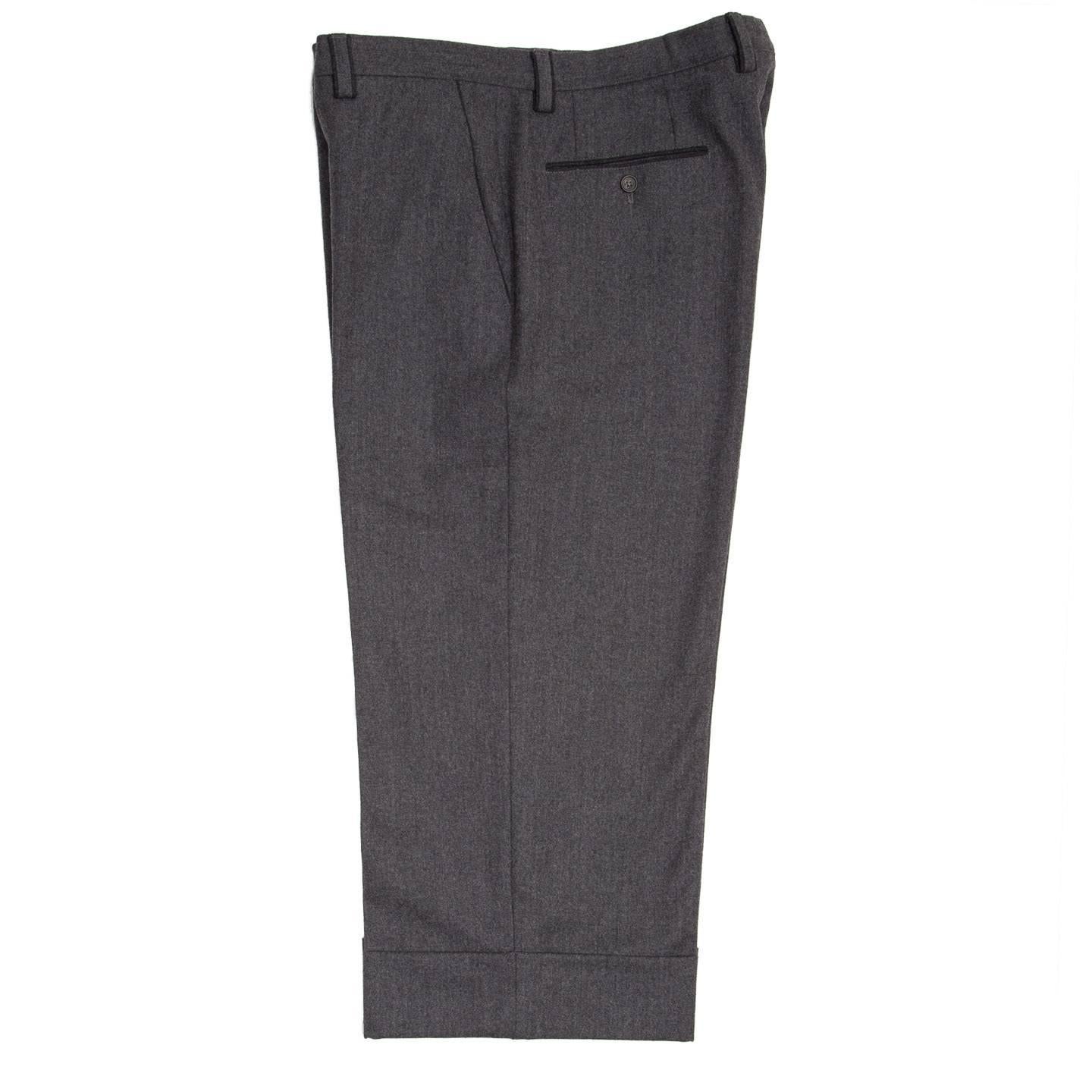 Jil Sander Grey Wool Gaucho Slacks In New Condition For Sale In Brooklyn, NY